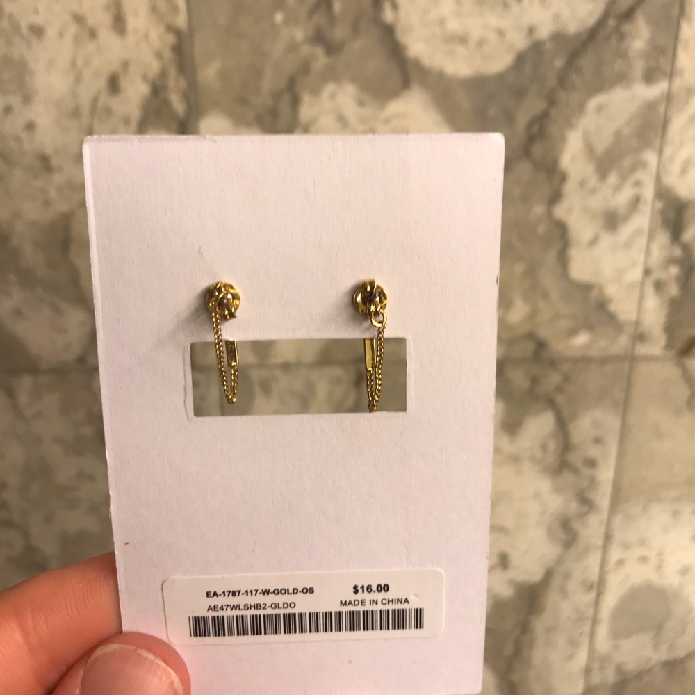 Oak and Fort gold bar earrings